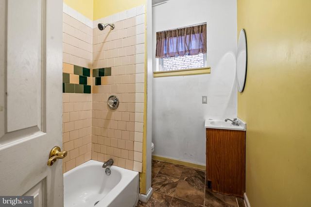 807 WHITELOCK ST, Baltimore, MD 21217