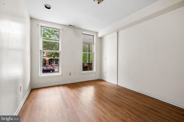 807 WHITELOCK ST, Baltimore, MD 21217