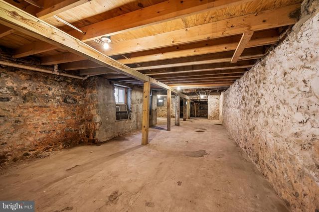 807 WHITELOCK ST, Baltimore, MD 21217