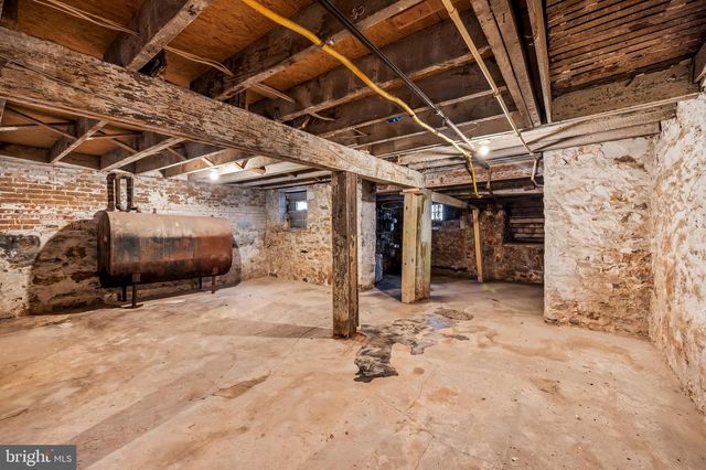 807 WHITELOCK ST, Baltimore, MD 21217