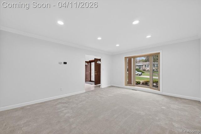 21770 Riverview Drive, Beverly Hills, MI 48025