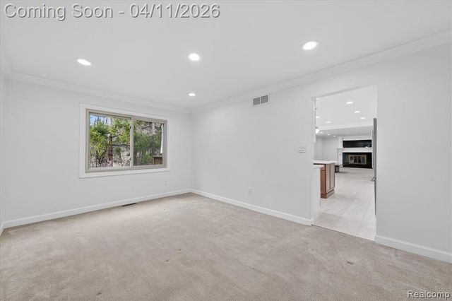 21770 Riverview Drive, Beverly Hills, MI 48025
