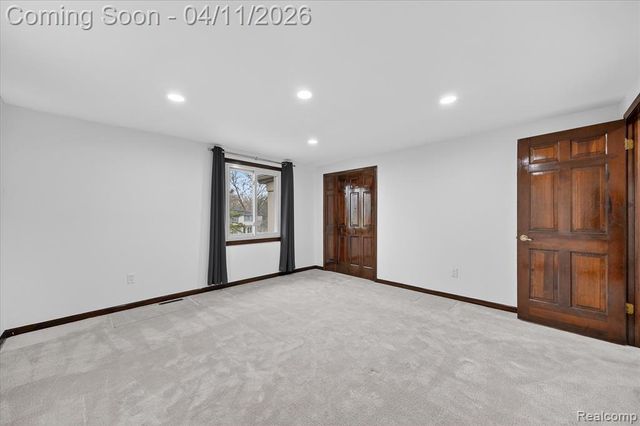 21770 Riverview Drive, Beverly Hills, MI 48025
