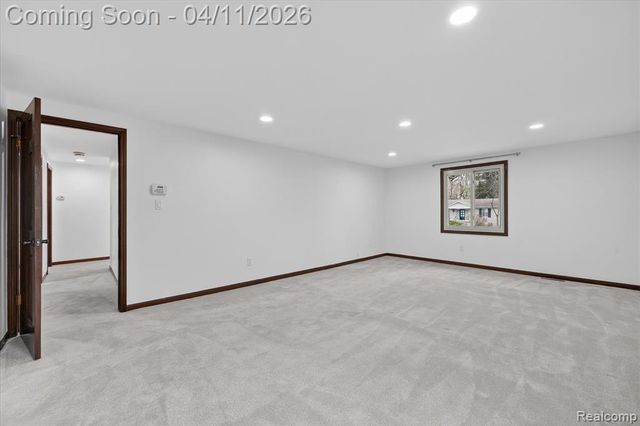 21770 Riverview Drive, Beverly Hills, MI 48025