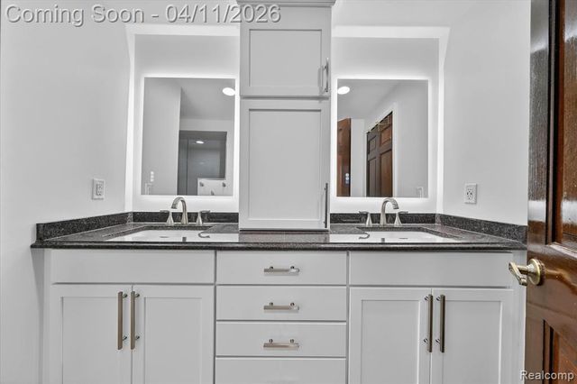 21770 Riverview Drive, Beverly Hills, MI 48025