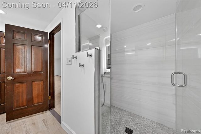 21770 Riverview Drive, Beverly Hills, MI 48025