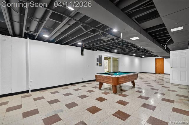 21770 Riverview Drive, Beverly Hills, MI 48025