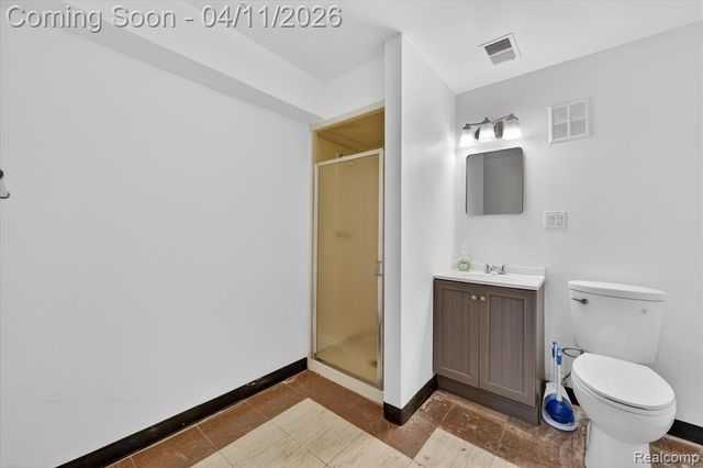 21770 Riverview Drive, Beverly Hills, MI 48025
