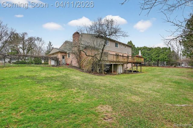 21770 Riverview Drive, Beverly Hills, MI 48025