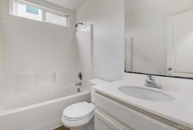 870 Avenida Abeja, San Marcos, CA 92069