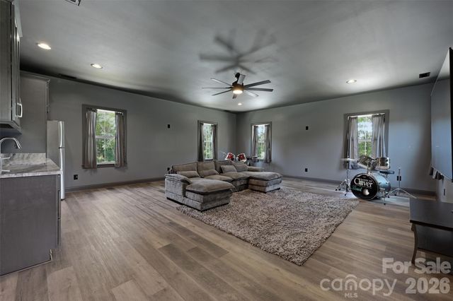 13592 Hwy 55 None W, York, SC 29745