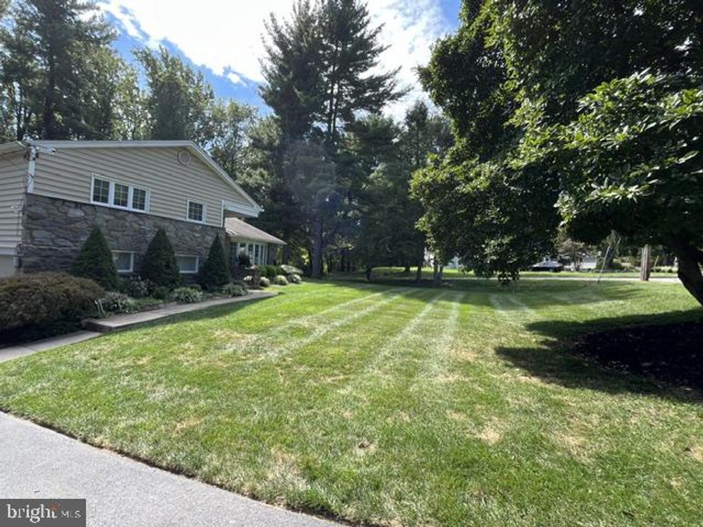 558 SPRAGUE RD #, PENN VALLEY, PA 19072 — photo 2