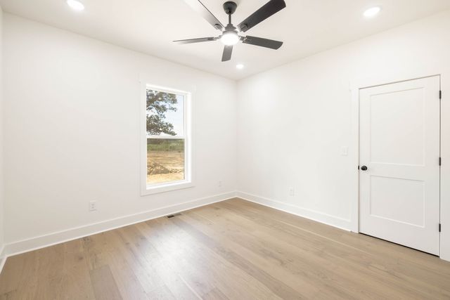 2953 Summertown Hwy, Summertown, TN 38483