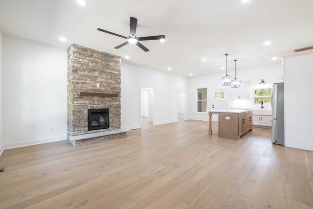 2953 Summertown Hwy, Summertown, TN 38483