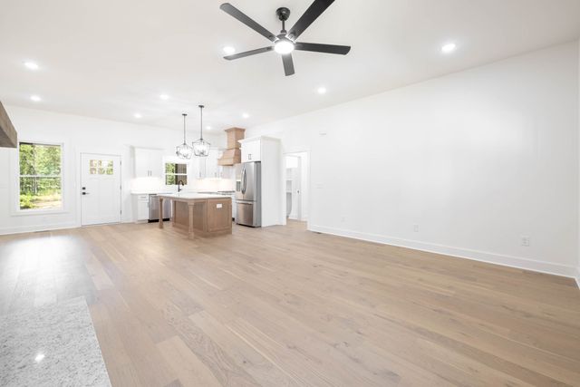 2953 Summertown Hwy, Summertown, TN 38483