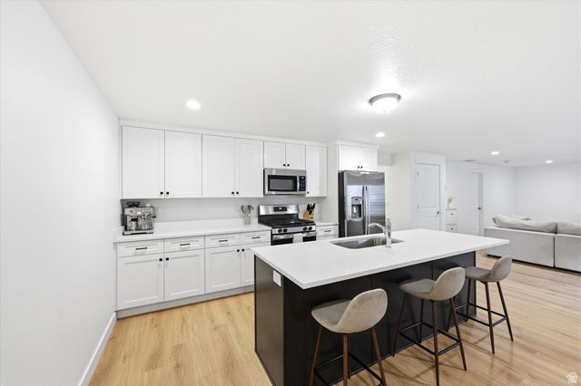 7118 W OWENS VIEW WAY, West Jordan, UT 84081