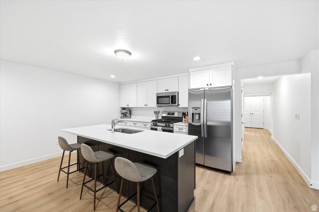 7118 W OWENS VIEW WAY, West Jordan, UT 84081