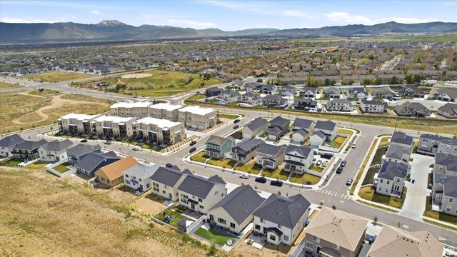 7118 W OWENS VIEW WAY, West Jordan, UT 84081