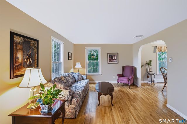 2014 Shepard Avenue, Hamden, CT 06518