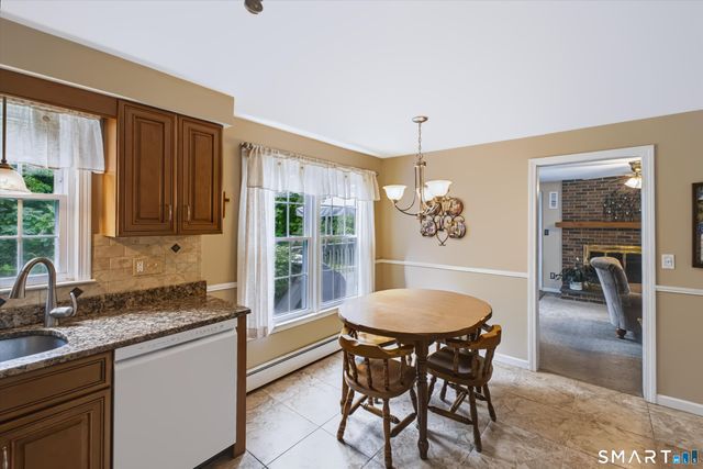 2014 Shepard Avenue, Hamden, CT 06518
