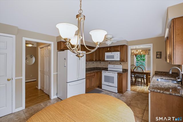 2014 Shepard Avenue, Hamden, CT 06518