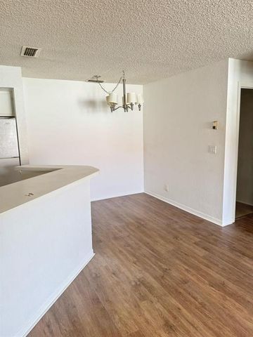 3350 N Pinewalk Dr 1426, Margate, FL 33063