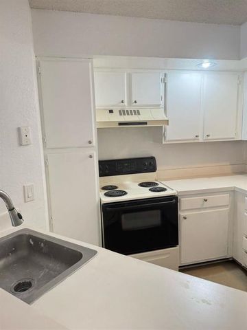 3350 N Pinewalk Dr 1426, Margate, FL 33063