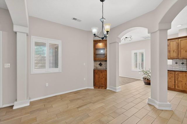 636 Firewheel Loop SW, Los Lunas, NM 87031
