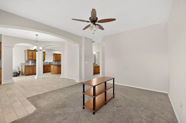 636 Firewheel Loop SW, Los Lunas, NM 87031