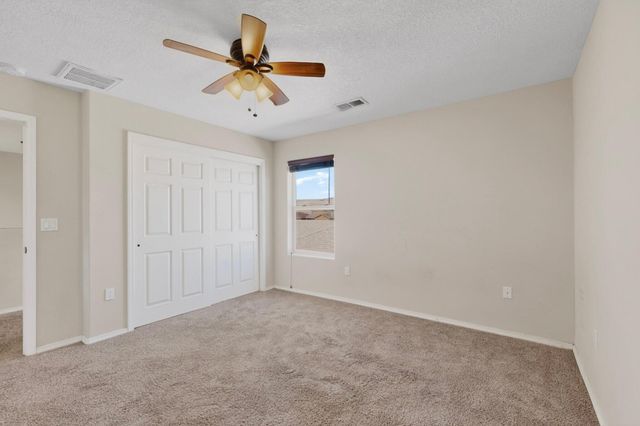 636 Firewheel Loop SW, Los Lunas, NM 87031