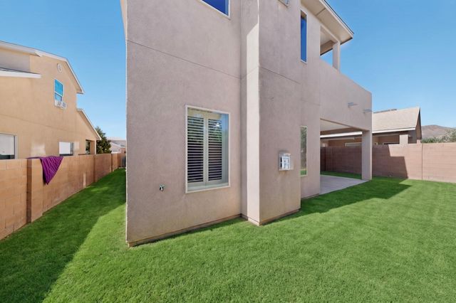 636 Firewheel Loop SW, Los Lunas, NM 87031