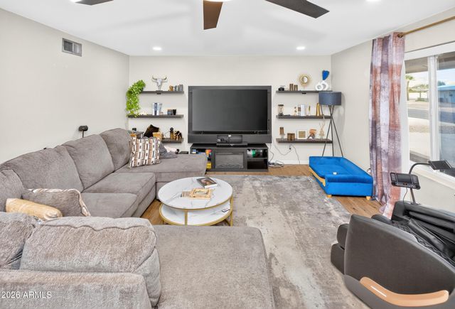 6340 E BOISE Street, Mesa, AZ 85205