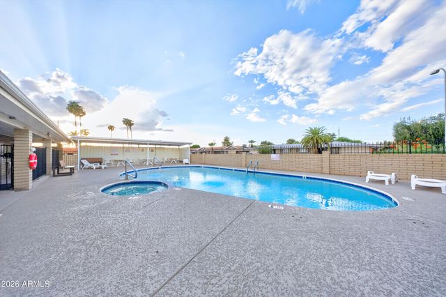 6340 E BOISE Street, Mesa, AZ 85205