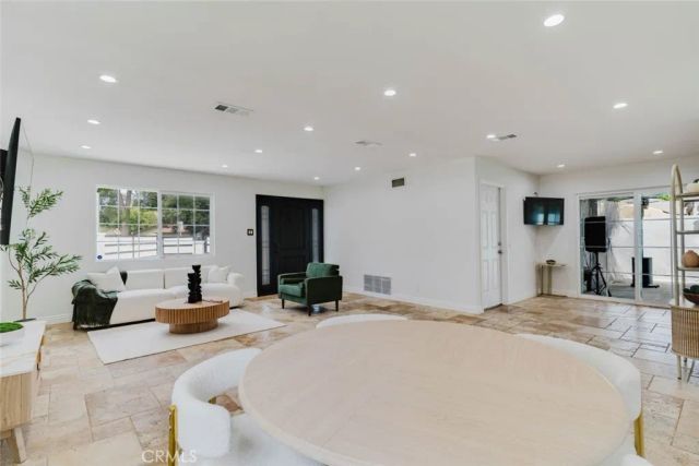 11904 Gager Street, Sylmar, CA 91342