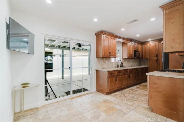 11904 Gager Street, Sylmar, CA 91342
