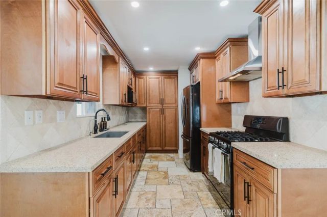 11904 Gager Street, Sylmar, CA 91342