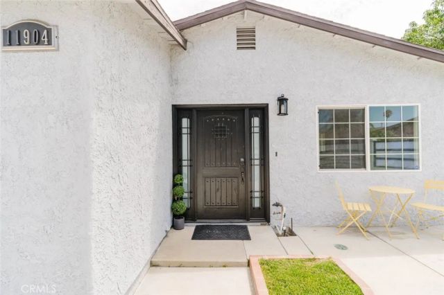 11904 Gager Street, Sylmar, CA 91342