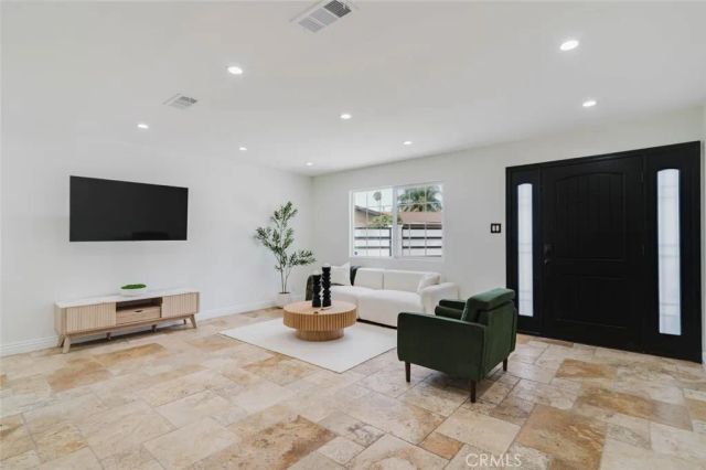 11904 Gager Street, Sylmar, CA 91342