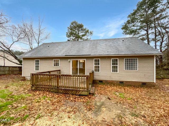 1570 Clan Campbell Drive, Raeford, NC 28376