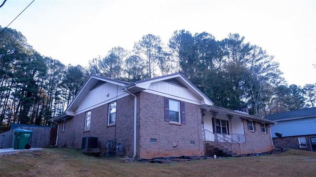 834 HICKORY RIDGE SW Road, Lilburn, GA 30047