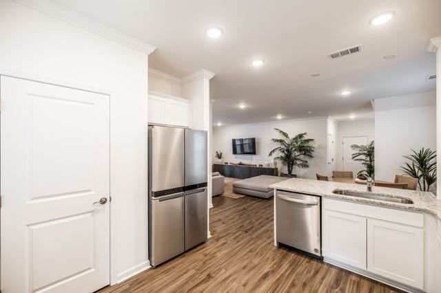405 Brook Ave, White House, TN 37188