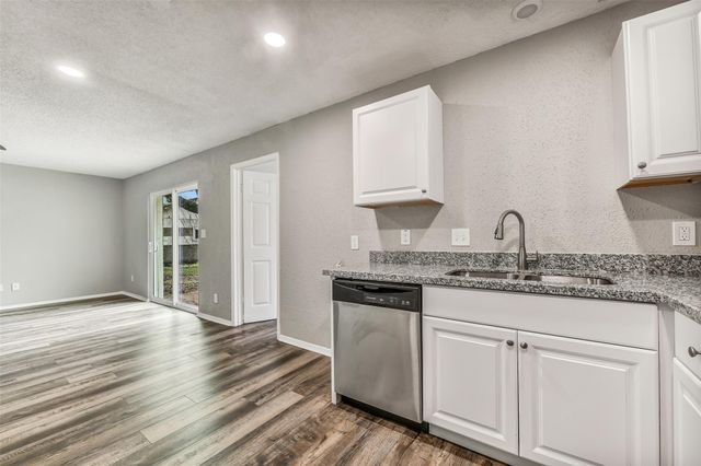 405 Cherry Street, La Marque, TX 77568