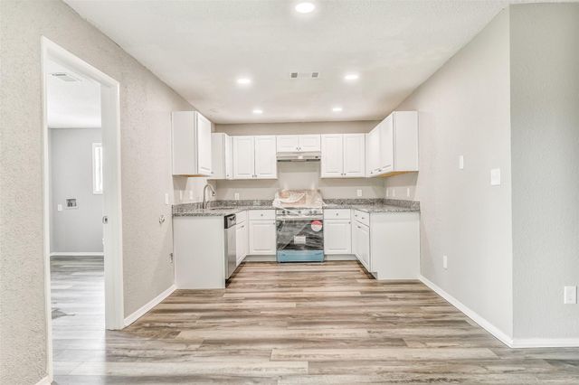 405 Cherry Street, La Marque, TX 77568