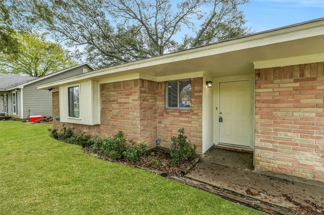 405 Cherry Street, La Marque, TX 77568