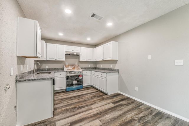 405 Cherry Street, La Marque, TX 77568