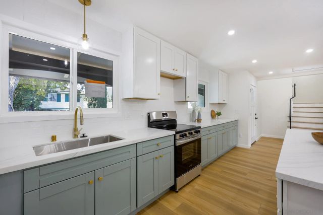 8719 Jackie Dr, San Diego, CA 92119