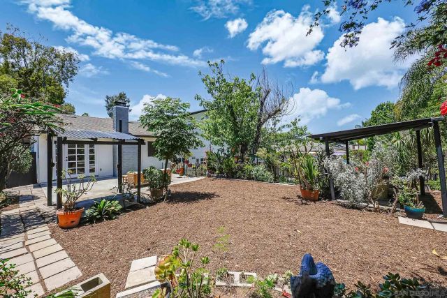 8719 Jackie Dr, San Diego, CA 92119