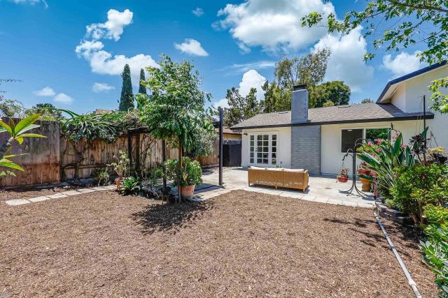 8719 Jackie Dr, San Diego, CA 92119