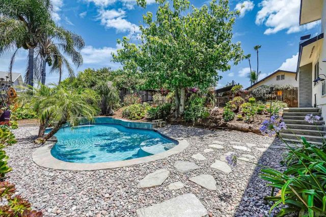 8719 Jackie Dr, San Diego, CA 92119