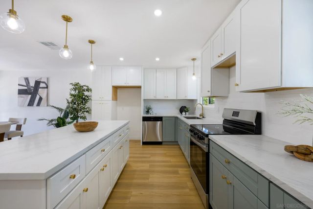 8719 Jackie Dr, San Diego, CA 92119